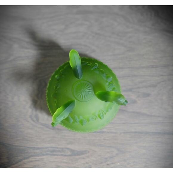 VTG Westmoreland Green Satin Footed Sea Serpent Dish/No Lid - Picture 4 of 4